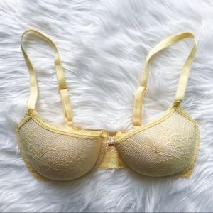 VS Yellow Lace Lightly Lined Underwire Bra
